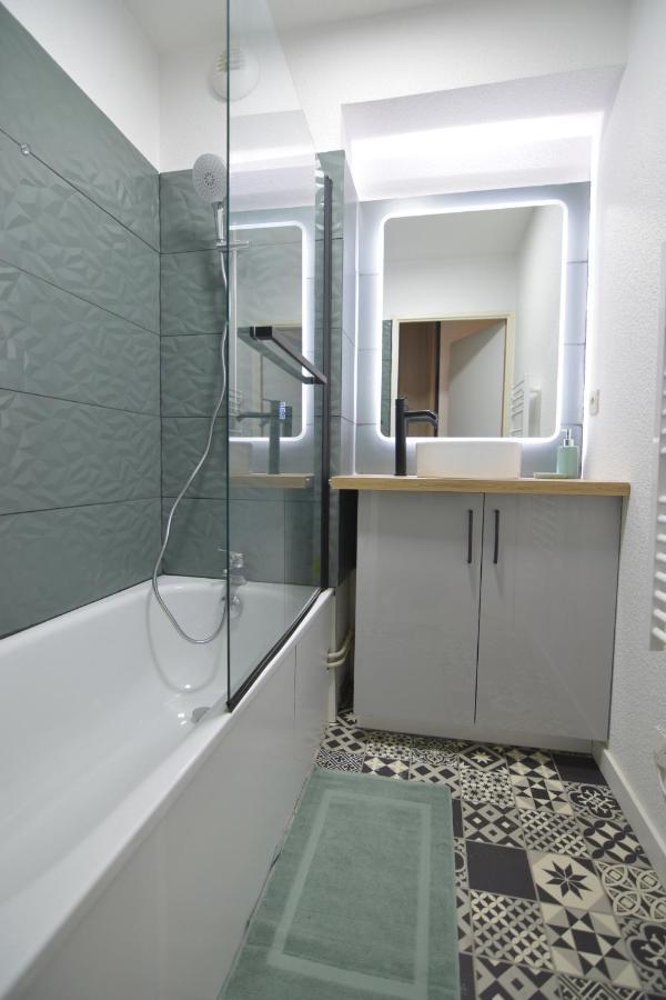 Le Boheme T2-Wifi-Calme-Parking Apartamento Lourdes Exterior foto
