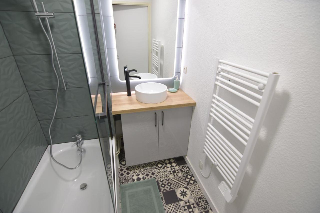 Le Boheme T2-Wifi-Calme-Parking Apartamento Lourdes Exterior foto